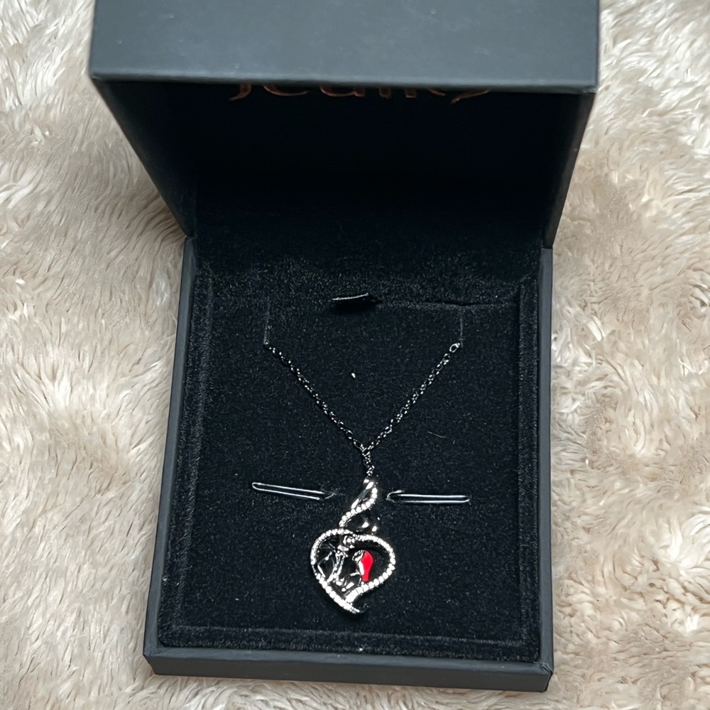 Julia "Everlasting Love" Skull Couple Heart Cut
Sterling Silver Necklace